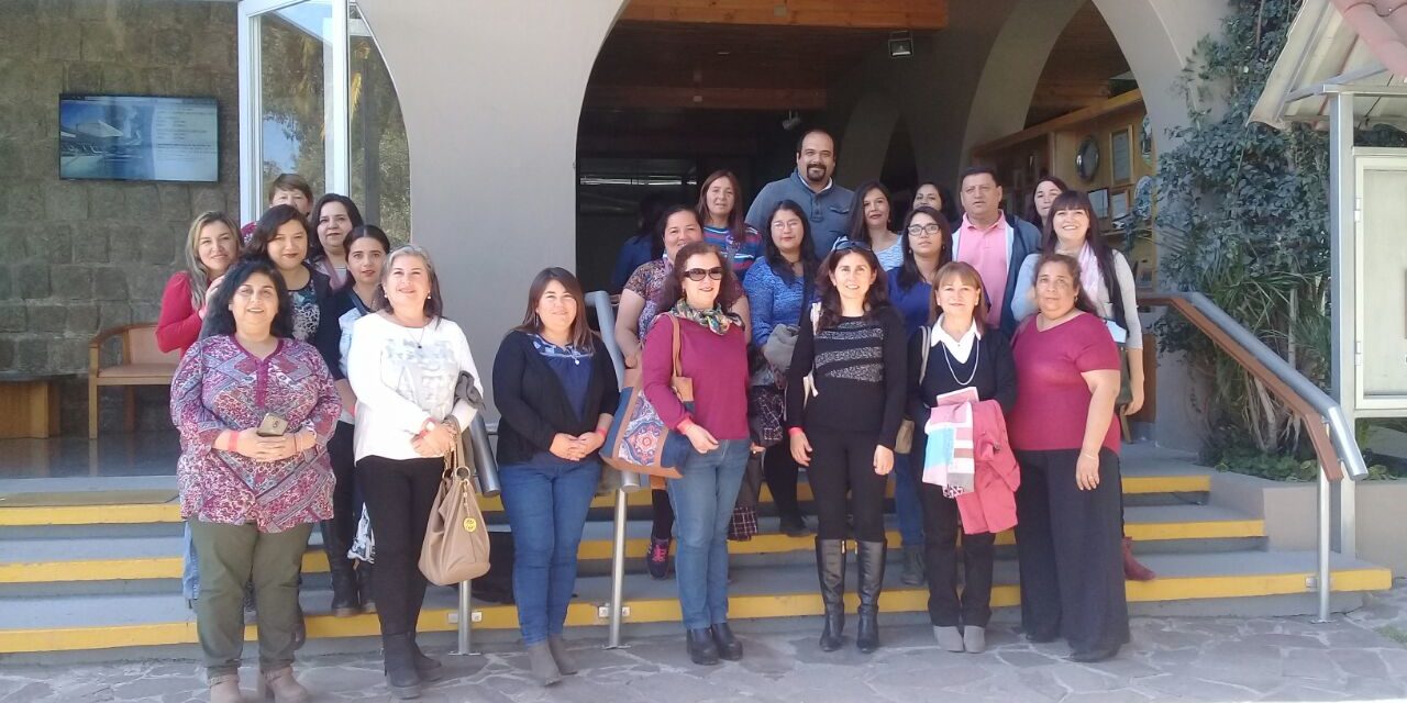 Escuela José Miguel Carrera organiza actividad en pos de estrechar lazos y compromisos entre profesores y directivas