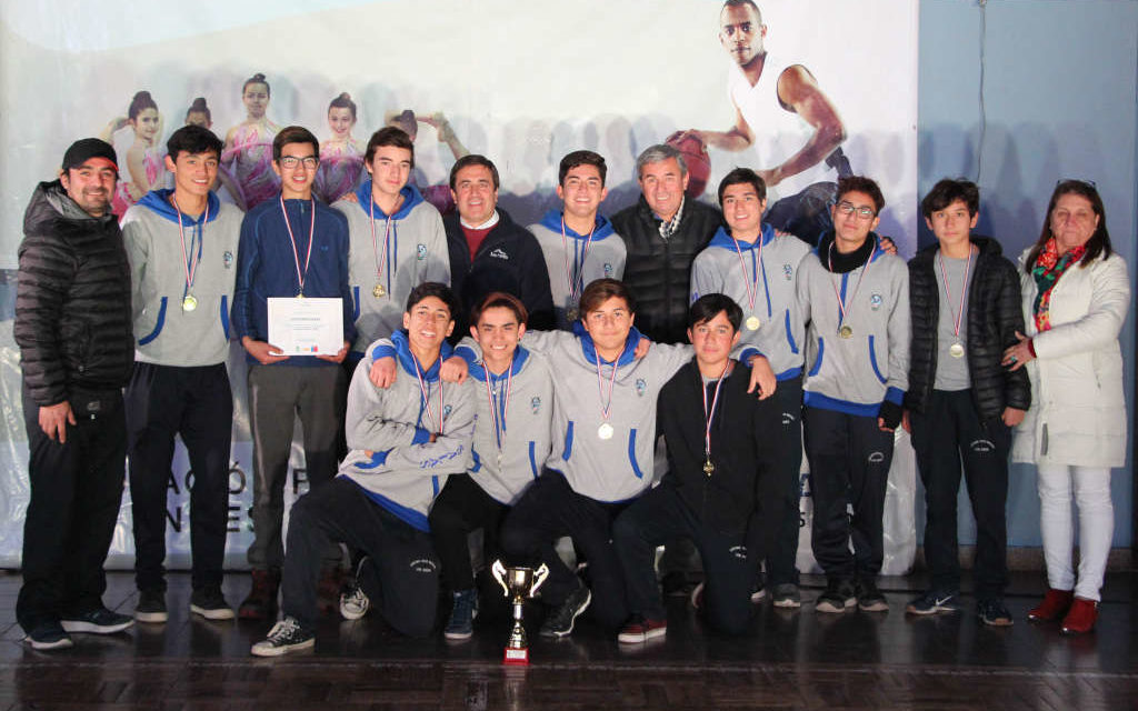Municipalidad de Los Andes reconoció a los campeones comunales de los Juegos Deportivos Escolares