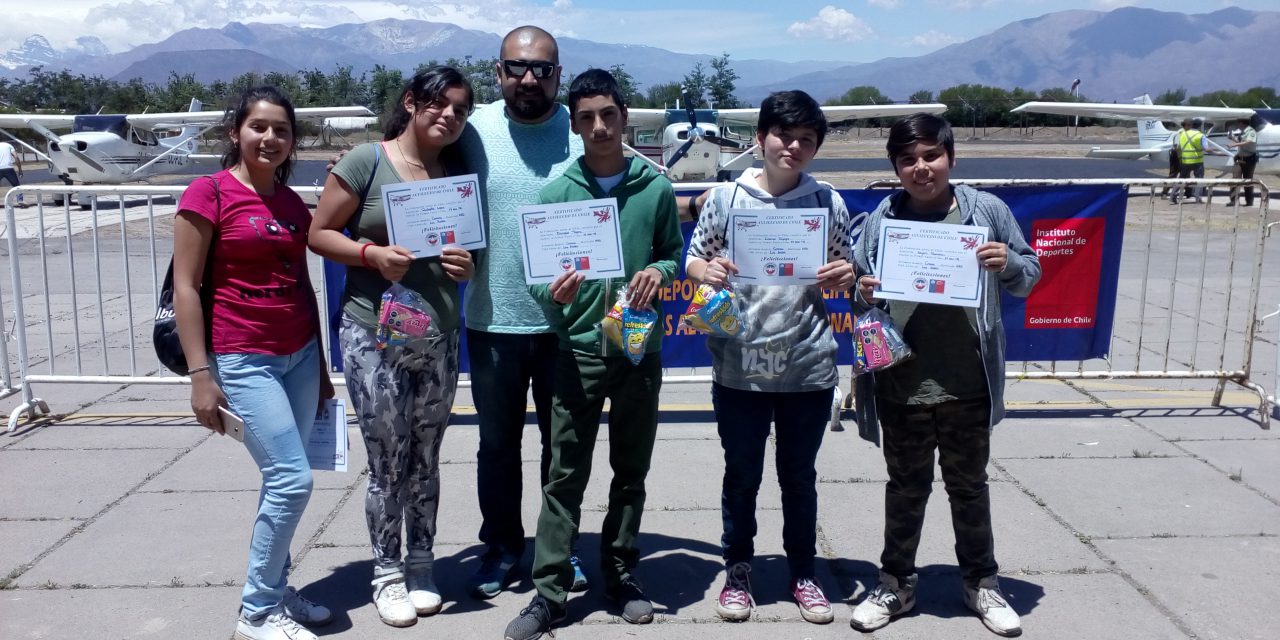 Alumnos de la red municipal conocieron el Valle del Aconcagua desde el aire