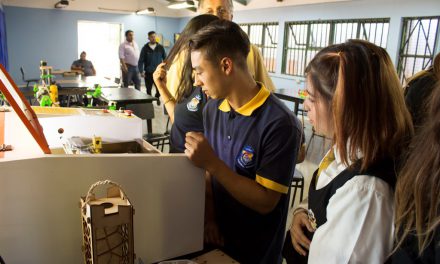 Estudiantes de Liceo América de Los Andes participan en Taller de Tecnologías Innovadoras