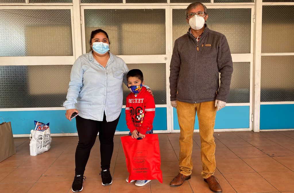 Premian a ganadores de concursos en Liceo República Argentina