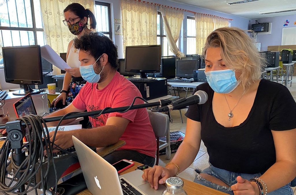 Interacción, información y entretención en “EducaEspaña La Radio”