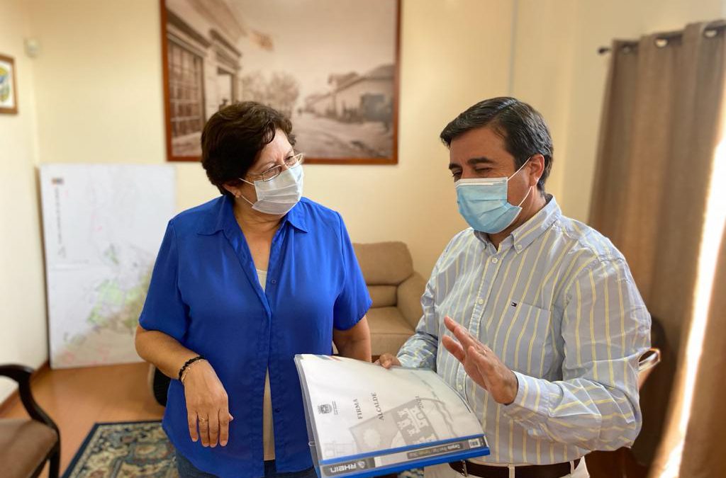 Alcalde Rivera anuncia que el inicio de clases en marzo será de manera remota