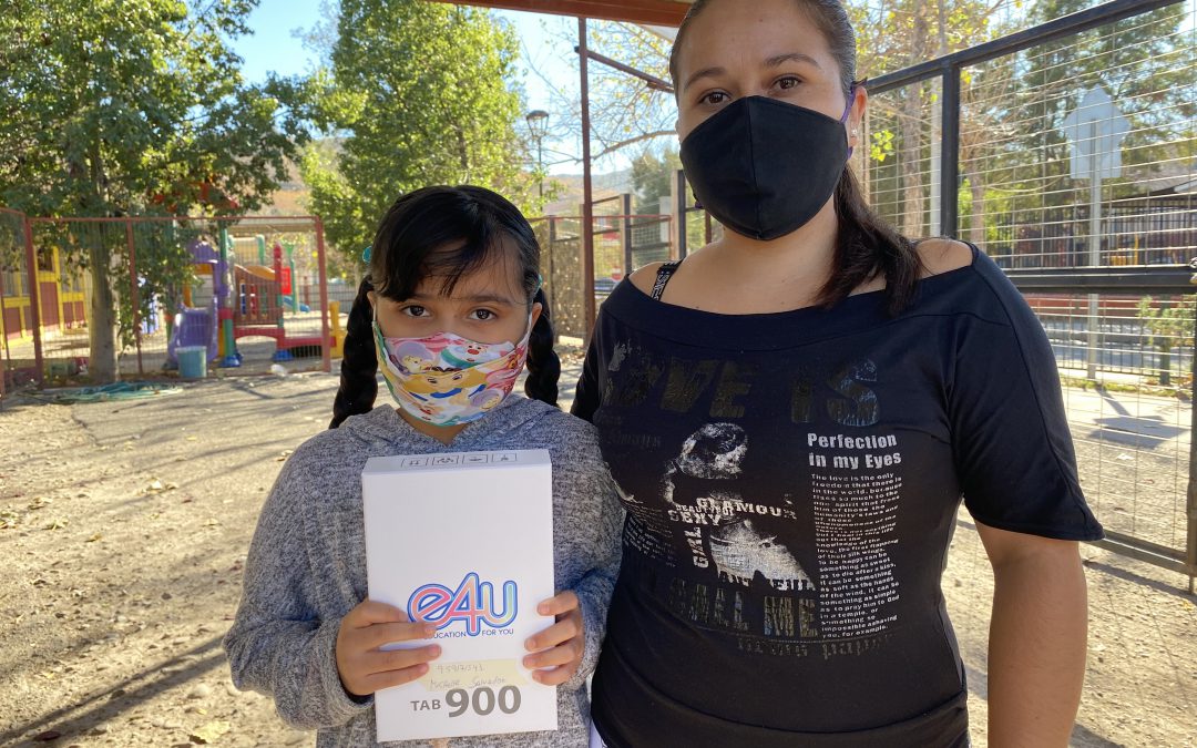 Educación Municipal de Los Andes continúa entrega de tablets para las clases online