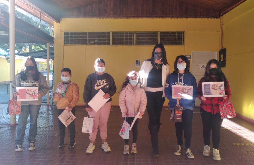 En Escuela España destacaron a participantes del concurso de cómics y micro cuentos “Mi Cuarentena en Palabras”