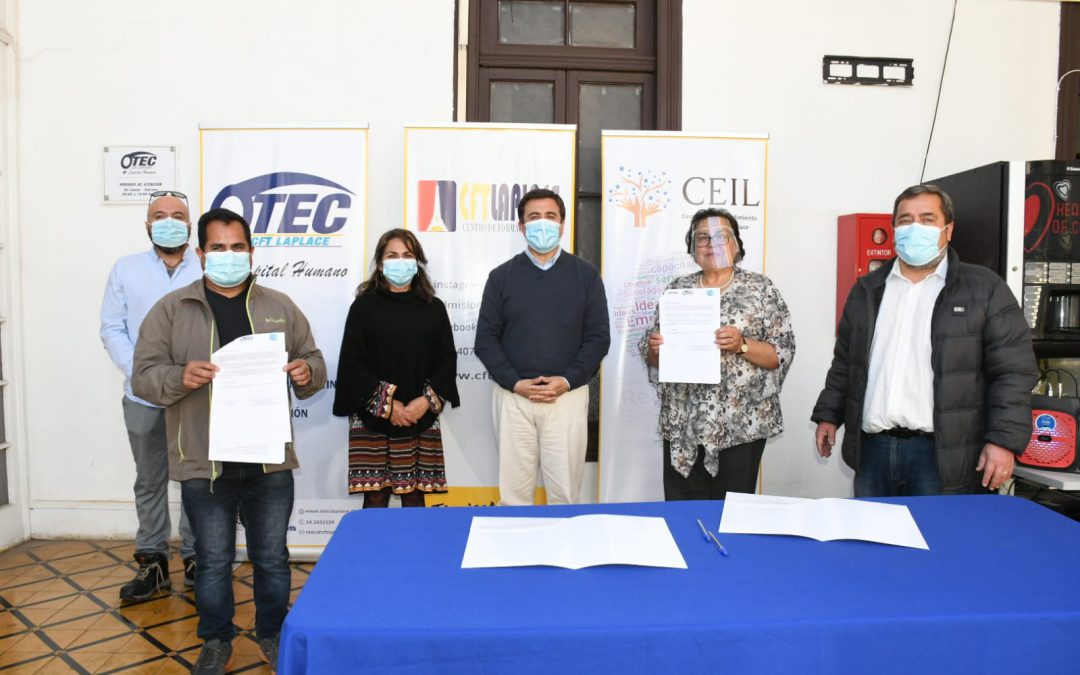 Asistentes de la Educación podrán acceder a beneficios de estudios y capacitación en CFT Laplace