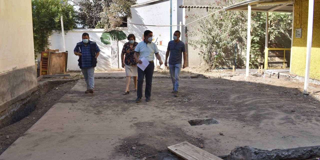 Inició la construcción de dos nuevas salas de clases para los estudiantes de la Escuela España