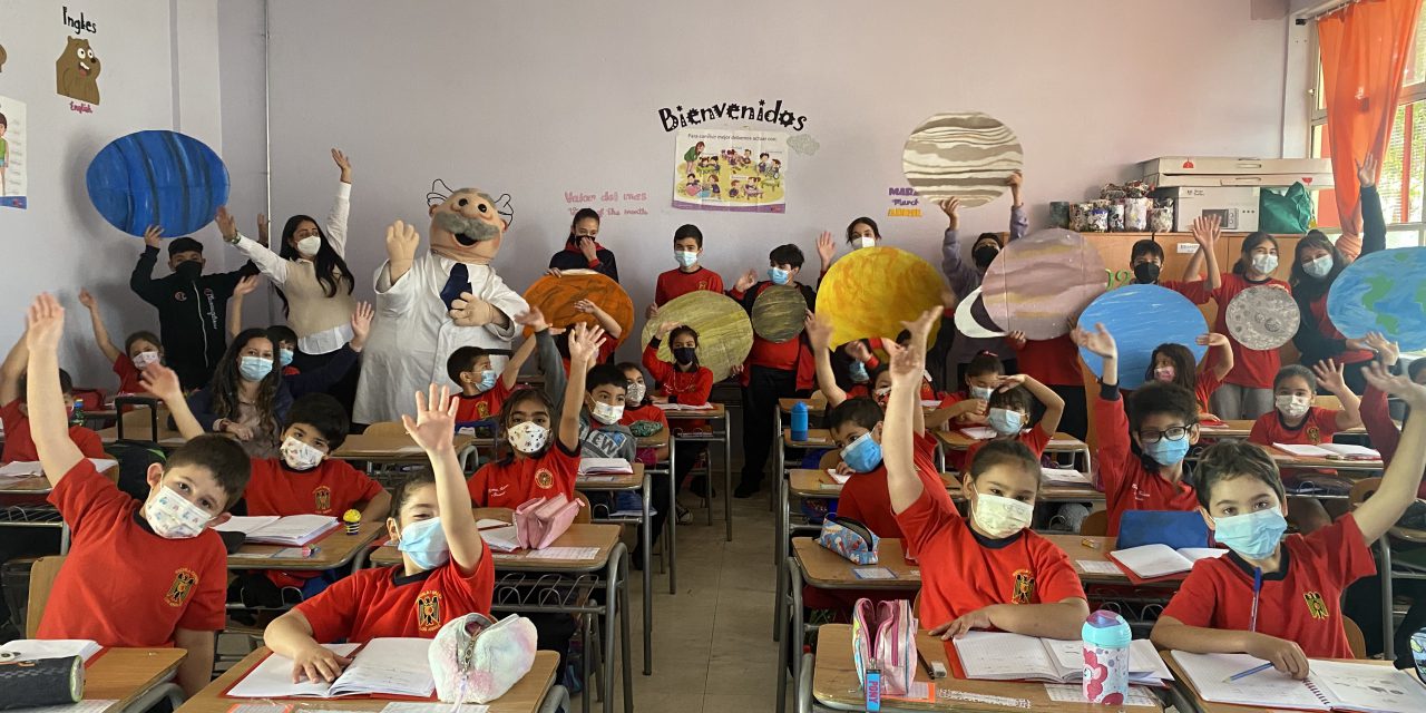 Aprendiendo en comunidad la Escuela España celebró el Día de la Ciencia y la Tecnología