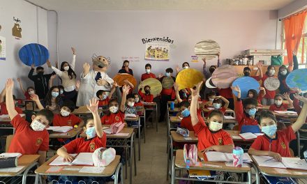 Aprendiendo en comunidad la Escuela España celebró el Día de la Ciencia y la Tecnología