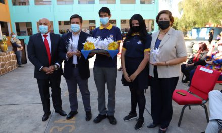 Recuperando actividades recreativas y tradiciones el Liceo Politécnico América celebró 102 años de vida