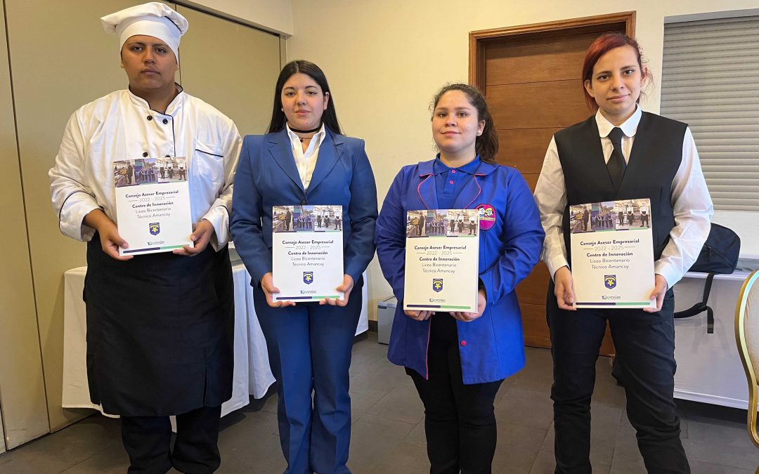 Liceo Bicentenario Técnico Amancay realiza su última sesión 2022 del Consejo Técnico Asesor