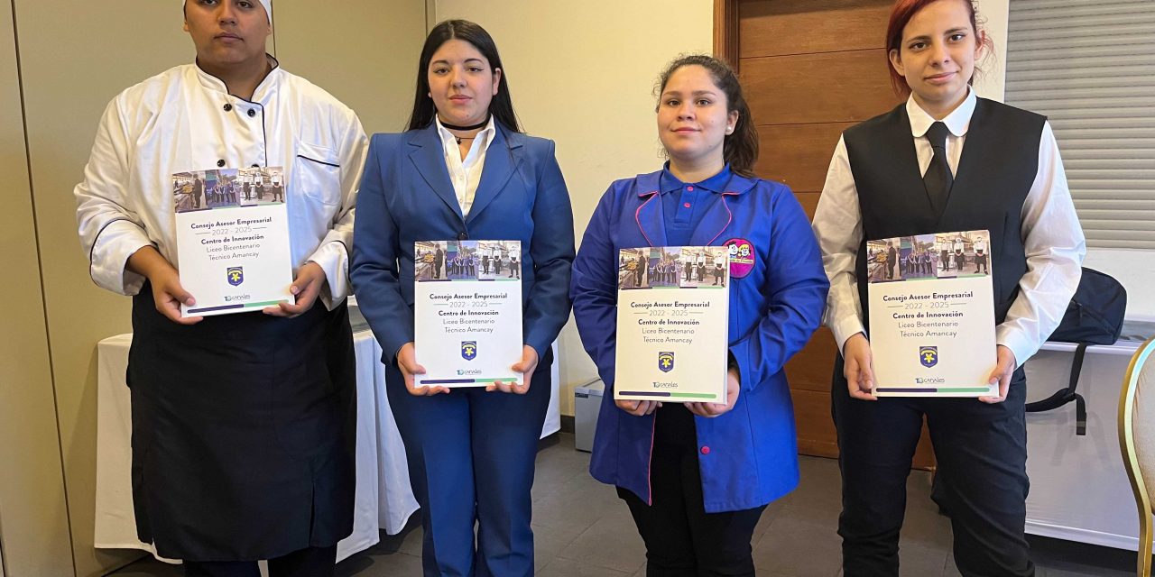 Liceo Bicentenario Técnico Amancay realiza su última sesión 2022 del Consejo Técnico Asesor