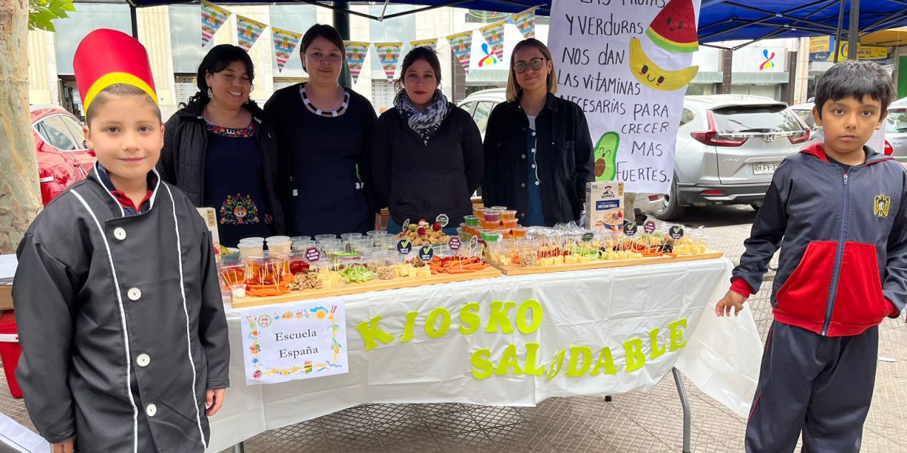 Estudiantes de Los Andes animaron colorida y educativa Feria Comunal Saludable