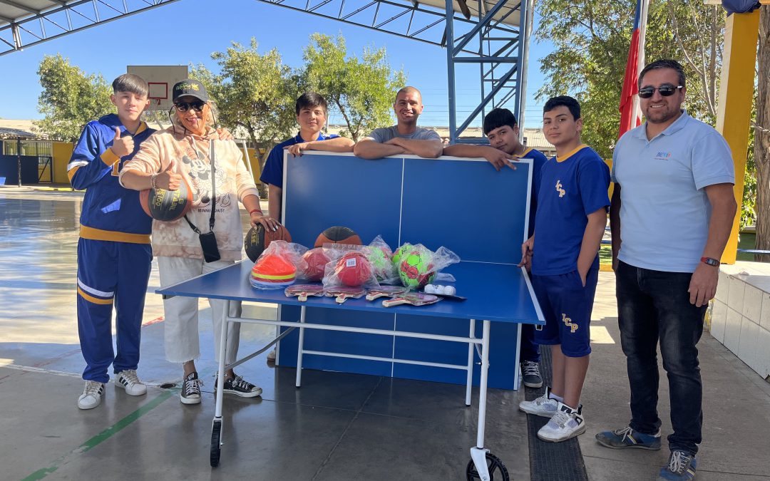 Establecimientos municipales de Los Andes reciben equipamiento deportivo
